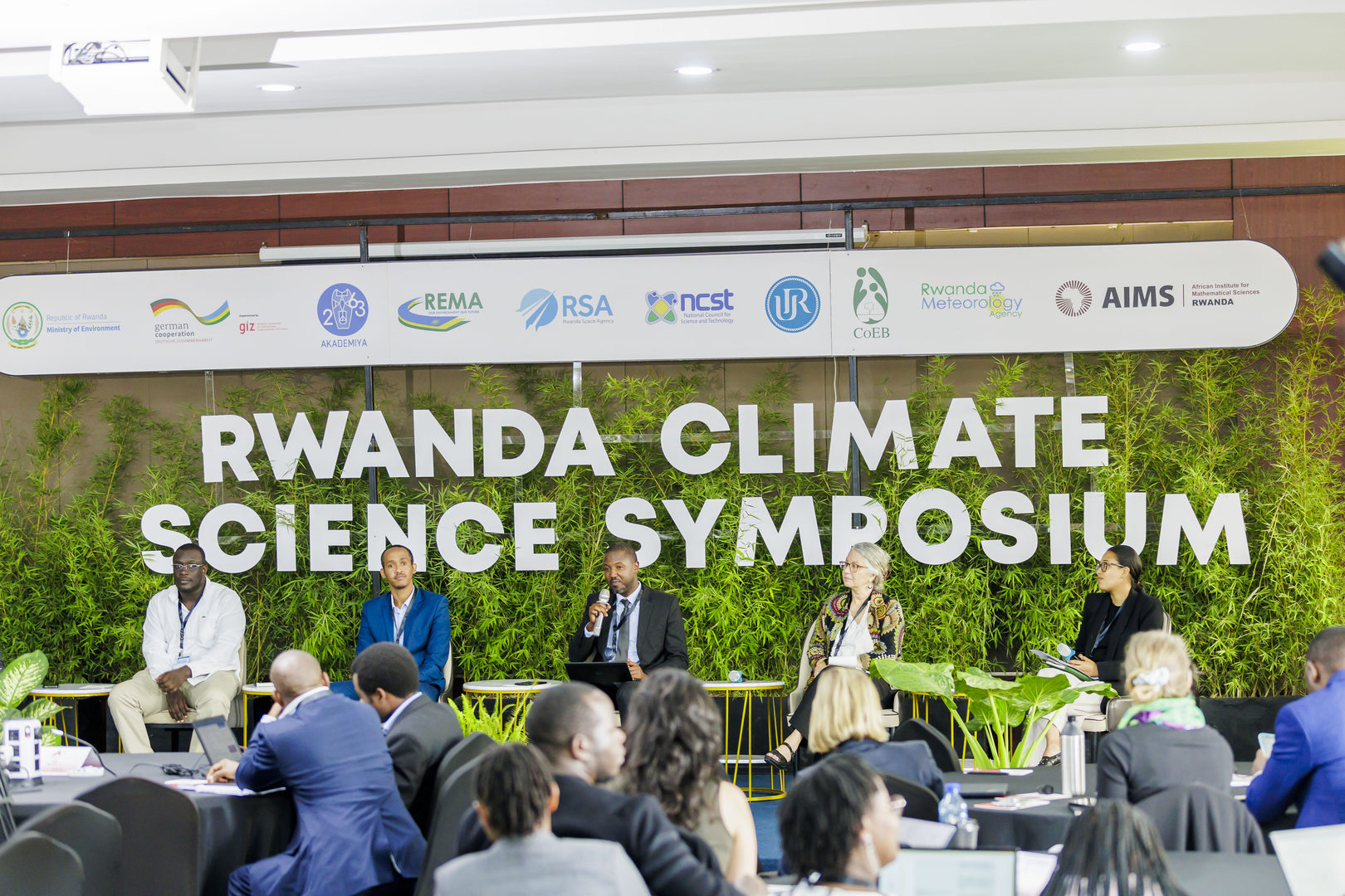 Symposium photo 4