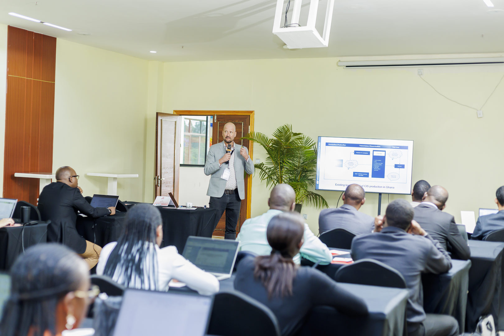 Symposium photo 5